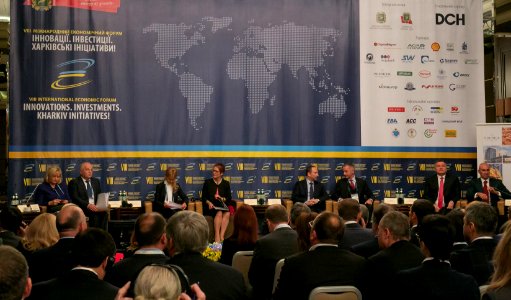 U.S. Ambassador Marie L. Yovanovitch travels to Kharkiv, Kharkiv Investment Forum, September 23, 2016 (29857423030)