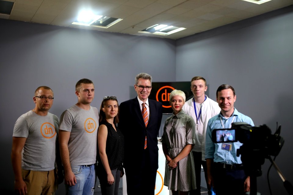 U.S. Ambassador to Ukraine Geoffrey Pyatt and U.S. Ambassador to the OSCE Daniel Baer Travel to Donetsk Oblast, July 30, 2015 (20257530785)