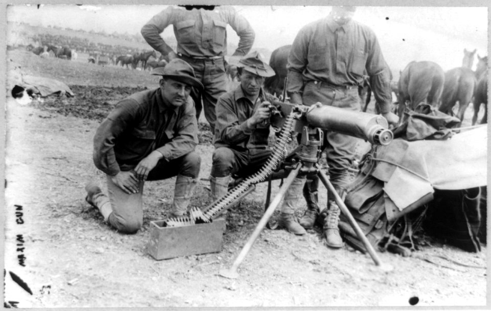 U.S. Army 1911 maneuvers in Texas- Maxim machine gun & crew LCCN2003653480