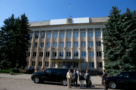 U.S. Ambassador to Ukraine Geoffrey Pyatt and U.S. Ambassador to the OSCE Daniel Baer Travel to Donetsk Oblast, July 30, 2015 (19983947020)