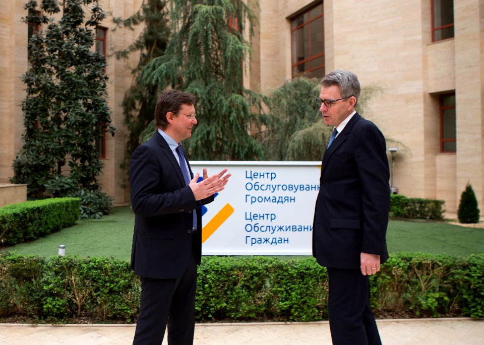 U.S. Ambassador Pyatt visited Odesa, March 24, 2016 (26126627196)