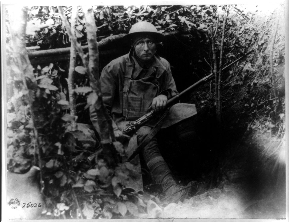 U.S. Army in France - doughboy LCCN2016652675