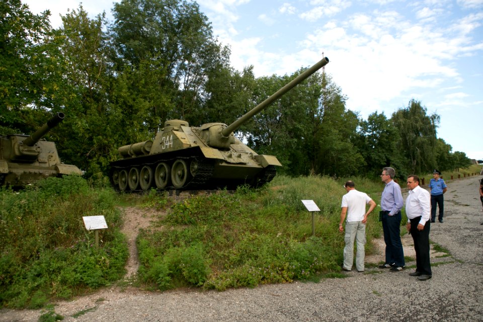 U.S. Ambassador to Ukraine Geoffrey Pyatt and U.S. Ambassador to the OSCE Daniel Baer Travel to Donetsk Oblast, July 30, 2015 (20163797082)