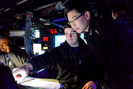 U.S. and Korean officers work together aboard USS McCampbell. (8574827738)