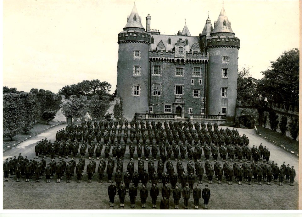 U.S. Army soldiers standing outside Killyleagh Castle
