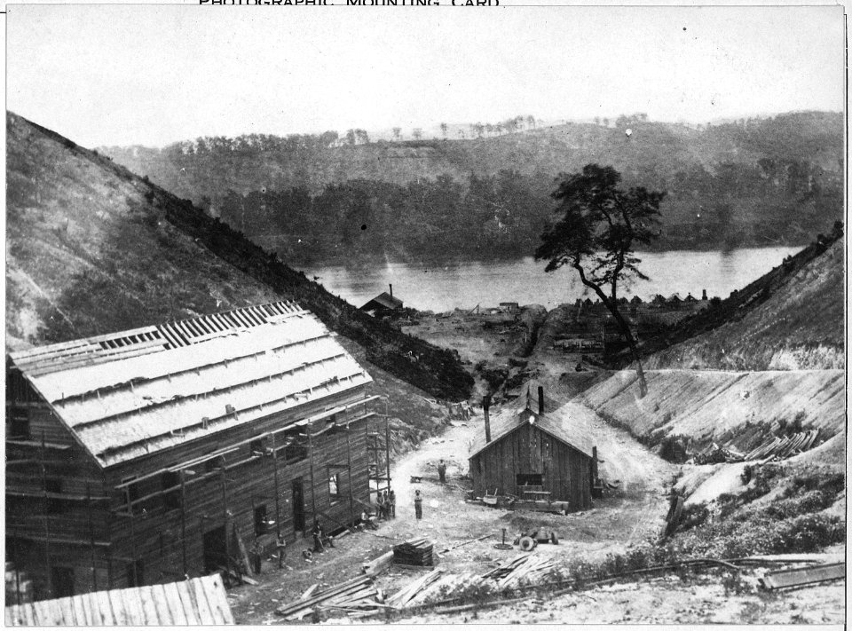 U.S. Army water works, Cameron Hill, Chattanooga, Tennessee. (1863) - NARA - 530435