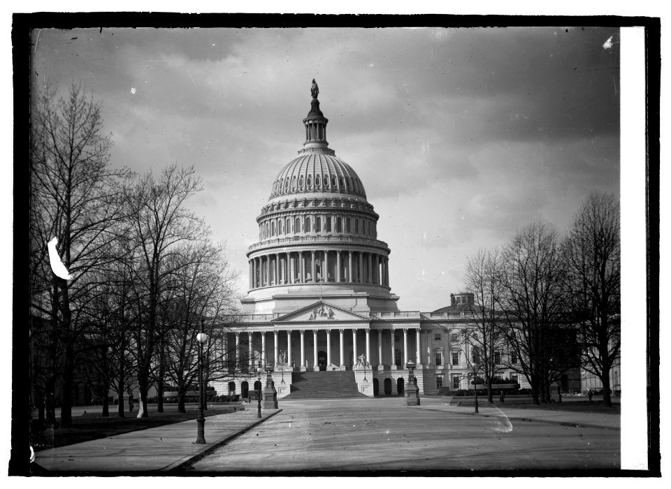 U.S. Capitol LCCN2016821800