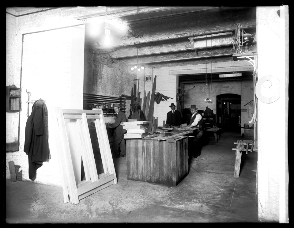 U.S. Capitol, carpenter shop, (Washington, D.C.) LCCN2016851530