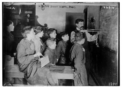 U.S. Boy Scout School, Paris LCCN2014708086