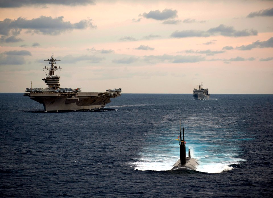 U.S. and Indian navy ships participate in Exercise Malabar 2012 (3)