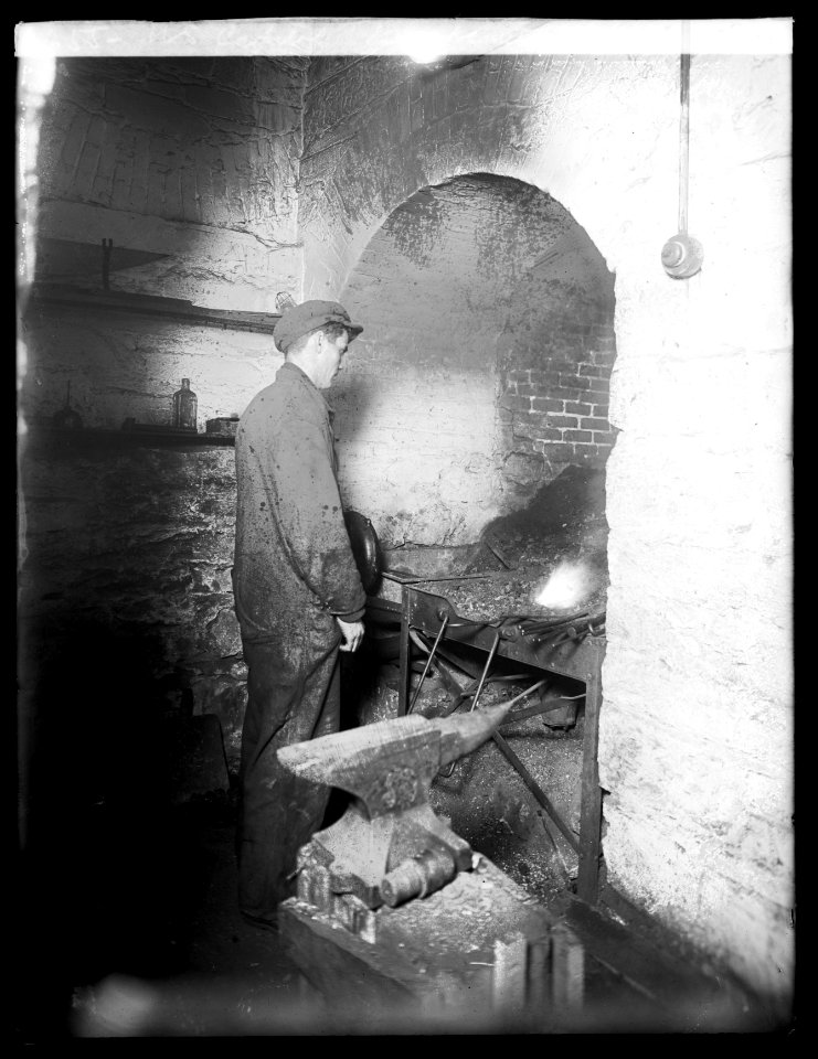 U.S. Capitol, blacksmith shop, (Washington, D.C.) LCCN2016851532