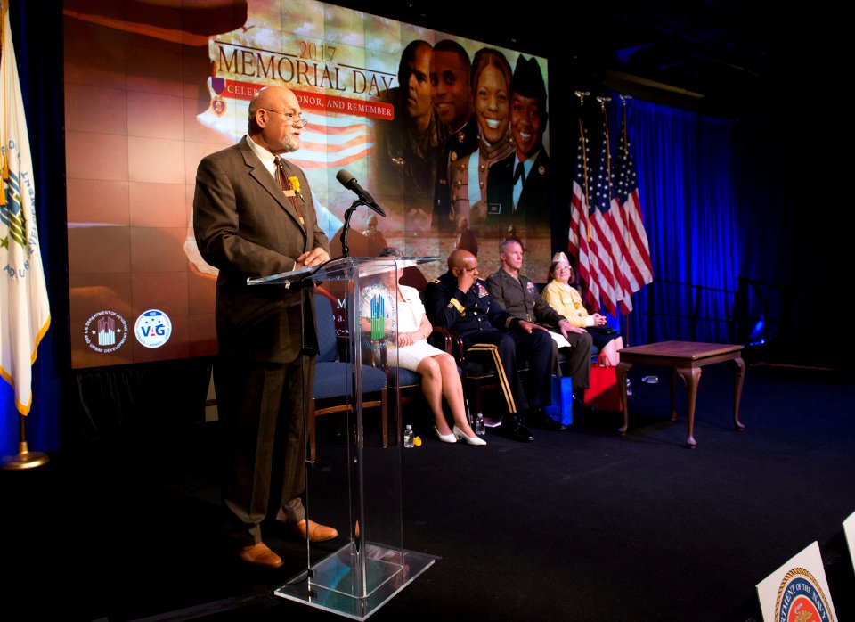 U.S. Department of Housing and Urban Development (34605941570)