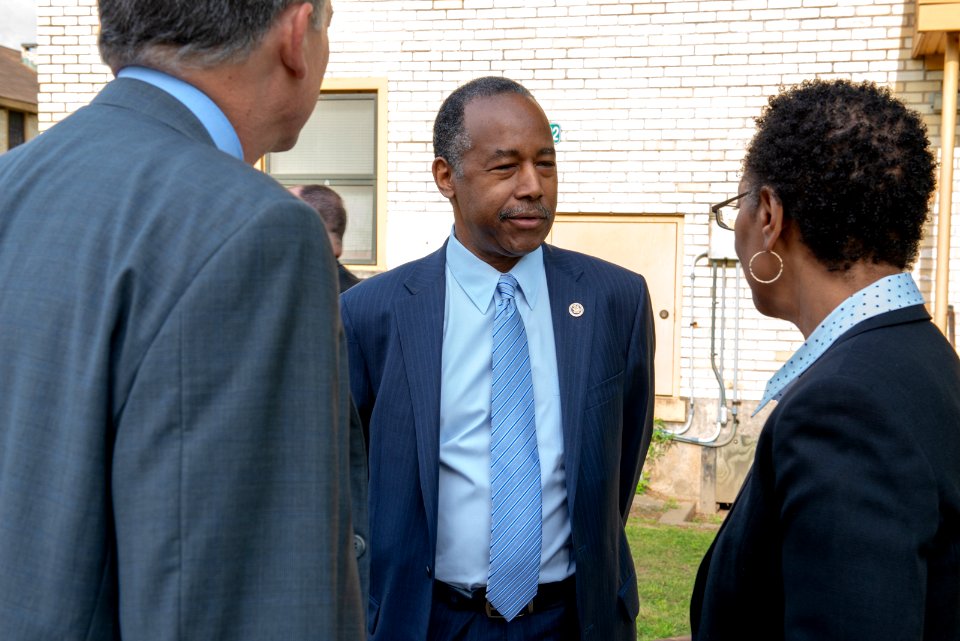 U.S. Department of Housing and Urban Development (40041420820)