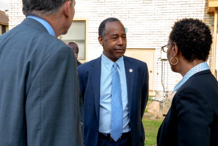 U.S. Department of Housing and Urban Development (40041420820)