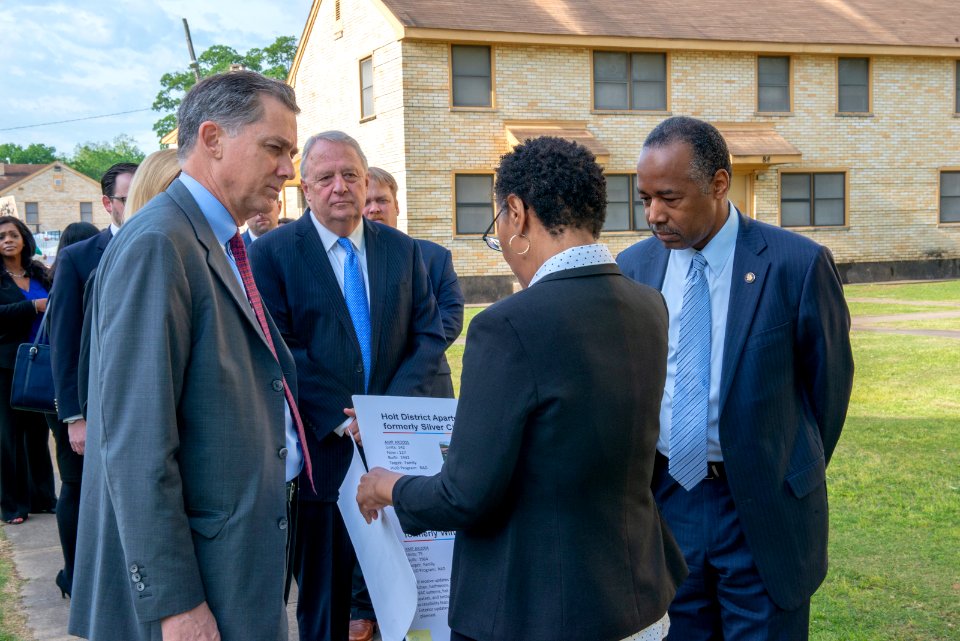 U.S. Department of Housing and Urban Development (41848252851)