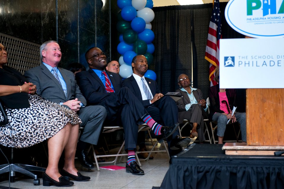 U.S. Department of Housing and Urban Development (37209384551)