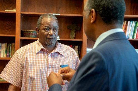 U.S. Department of Housing and Urban Development (41848297431)
