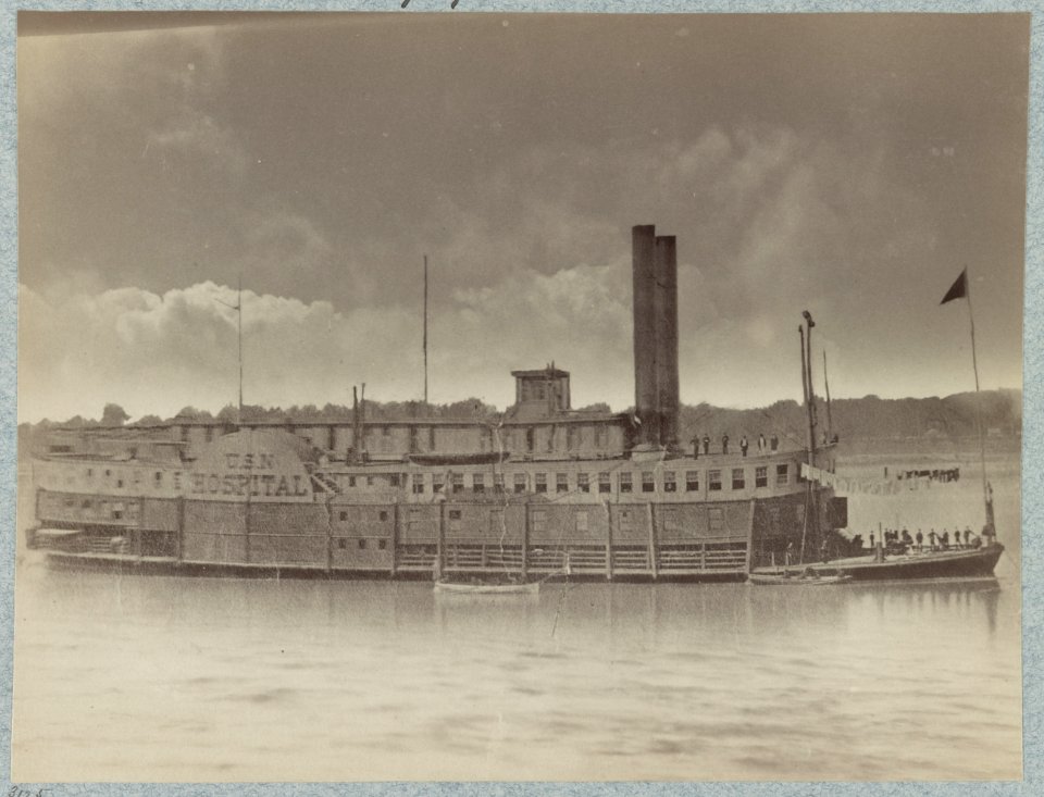 U.S. hospital boat Red Rover - Mississippi River Fleet LCCN2013647486