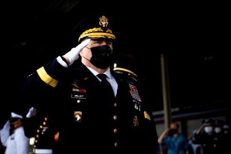 U.S. INDO-PACIFIC COMMAND CHANGE OF COMMAND CEREMONY 210430-N-XC372-1160