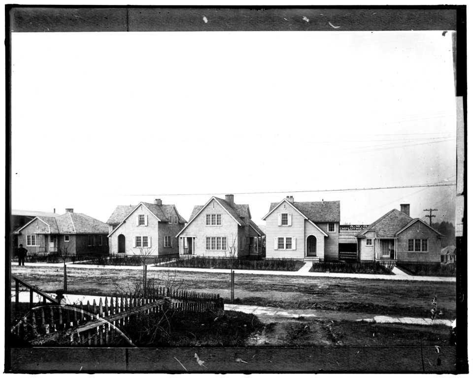 U.S. HOUSING CORPORATION. (HOUSES) LCCN2016861800