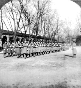 U.S. Marines at the Washington Navy Yard, Stereograph image, 1904 (18314246189)