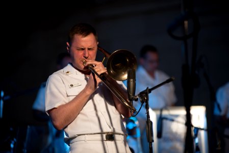 U.S. Navy Band Commodores Capitol Concert (35255445046) photo