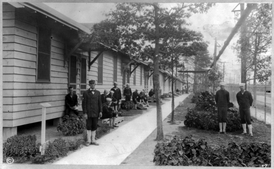 U.S. Naval Training Station, Hampton Roads, Va.- Bungalows - Unit B LCCN2003678159