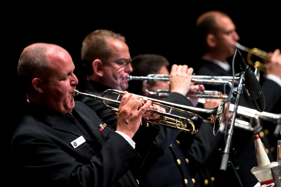 U.S. Navy Band visits Hays, Kansas 161028-N-LC494-055