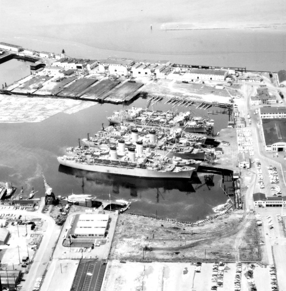 U.S. Military Sea Transport Service tranports laid up at Everett, Washington (USA), on 25 June 1957 (NH 104594)