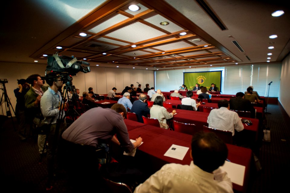 U.S. Representative to OSCE Baer Addresses Media in Tokyo - Flickr - East Asia and Pacific Media Hub (5)