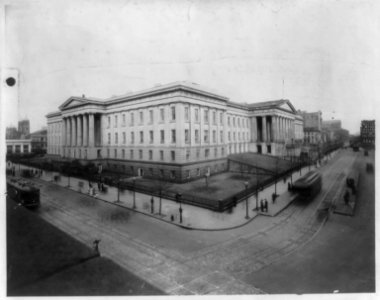 U.S. Patent Office building, Wash., D.C. LCCN2001706328