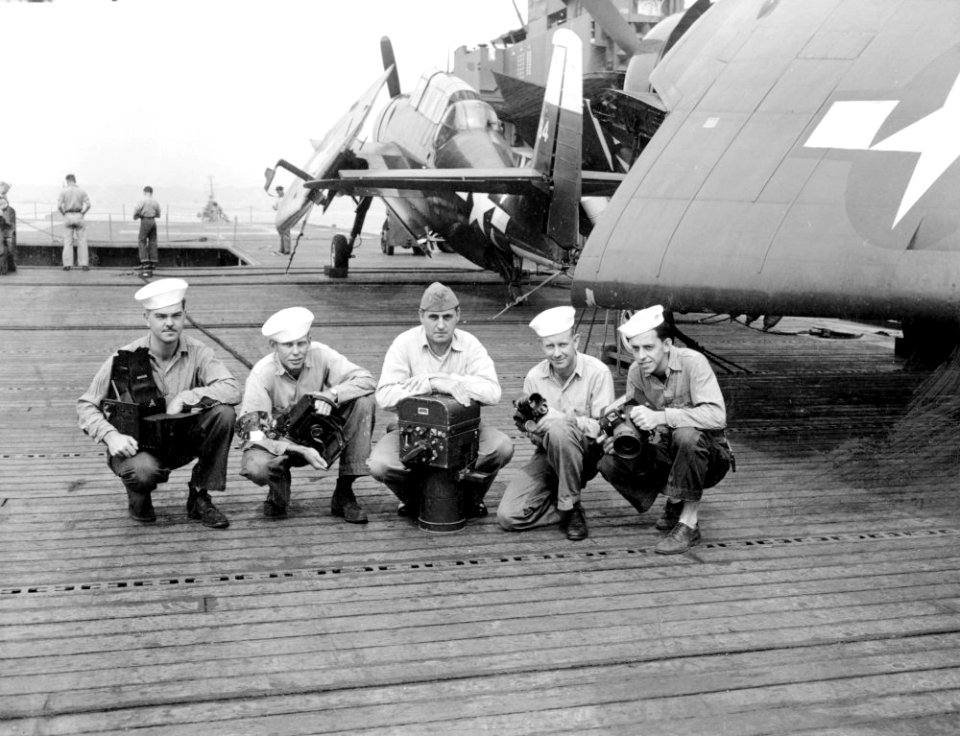 U.S. Navy photographers aboard USS Makin Island (CVE-93), in 1945 (NH 95044)