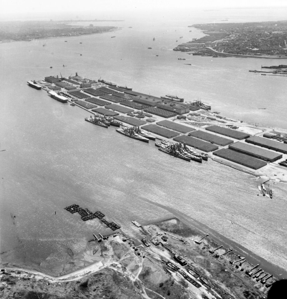 U.S. Navy reserve ships at the Bayonne Naval Supply Depot, 15 April 1953 (80-G-480262)