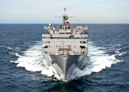 U.S. Navy ships maneuver into position while transiting the Atlantic Ocean. (7027365511)