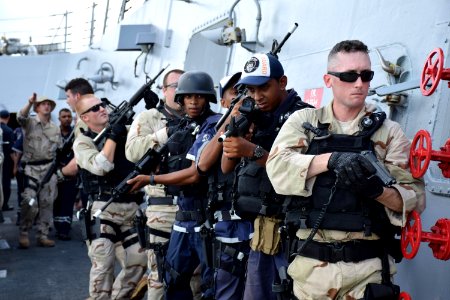 U.S. Sailors train Mauritius coast guardsmen. (16143473384)