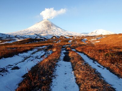 A plume of ash train kamchatka photo