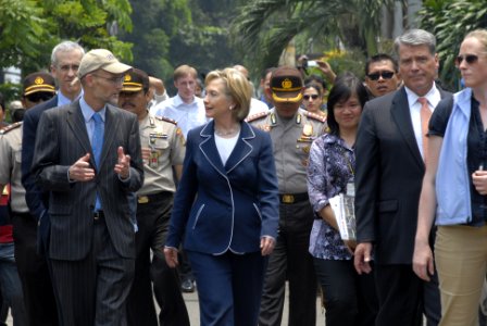 U.S. Secretary of State Visit to Petojo (4312810073)