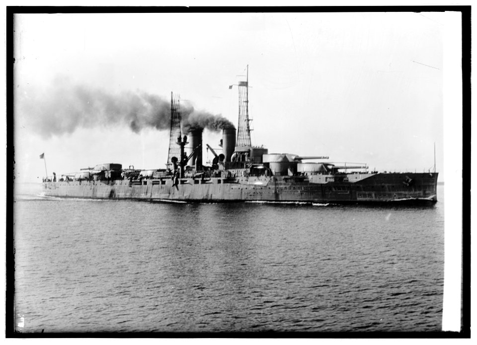U.S. ship Texas LCCN2016821080