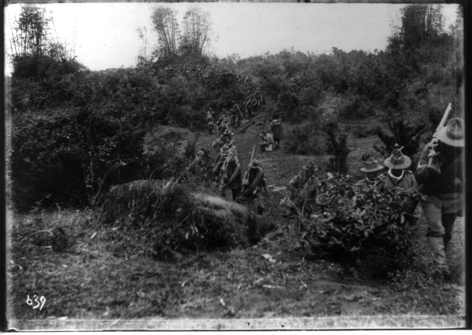 U.S. troops in the Philippines LCCN2002737219