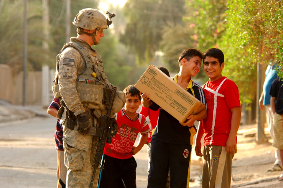 U.S. Soldiers, Working Dogs Search for Weapons Cache DVIDS118647