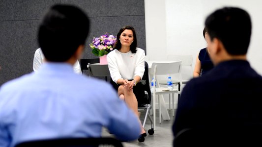 U.S. State Department Assistant Secretary of State Michelle Giuda visits Fulbright University Vietnam
