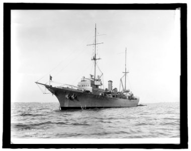 U.S.S. Bushnell, Hampton Roads, (Virginia), Dec 13, 1916 LCCN2016852840