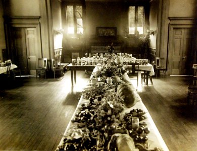 U.S.F.A. food conservation exhibit at Takoma Park Library, Washington, D.C (28192954705)
