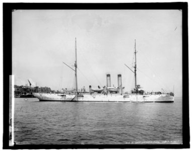 U.S.S. Des Moines, June 20, 04 LCCN2016852849