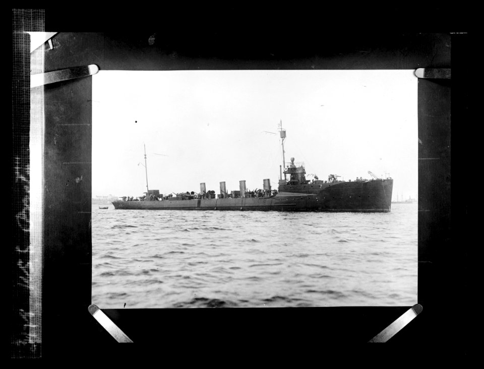 U.S.S. Preston LCCN2016819480