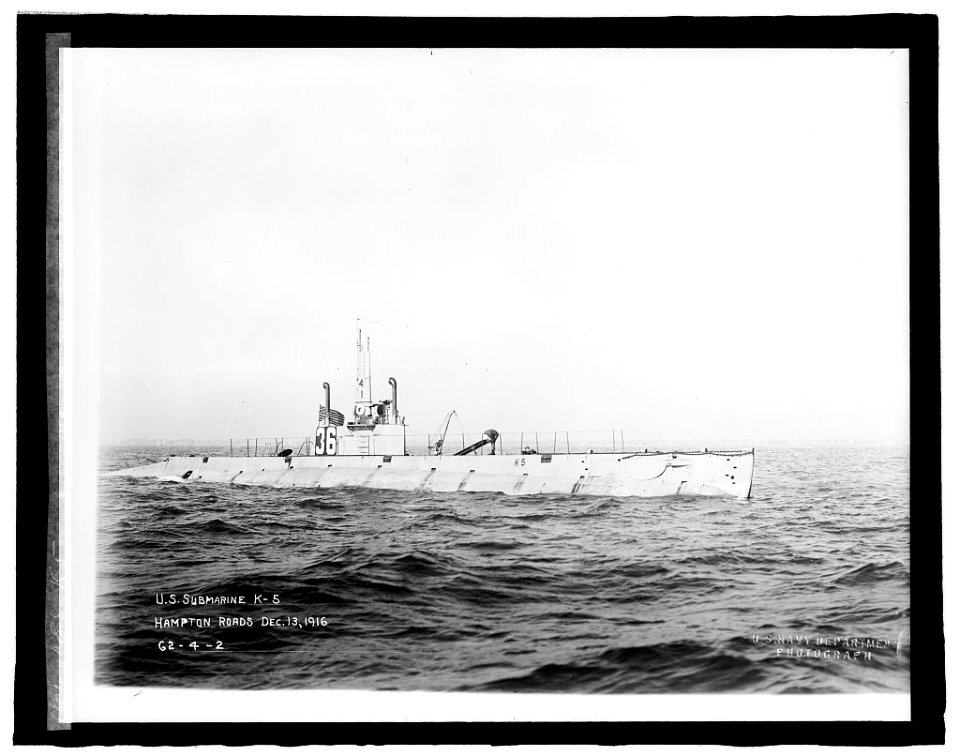 U.S.Submarine K5, Hampton Roads, Dec. 13, 1916 LCCN2016852826