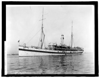 U.S.S. Solace, Hampton Roads, (Virginia), Dec. 10, 1916 LCCN2016852845