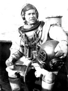 UA 57.03.05 Salvage diver