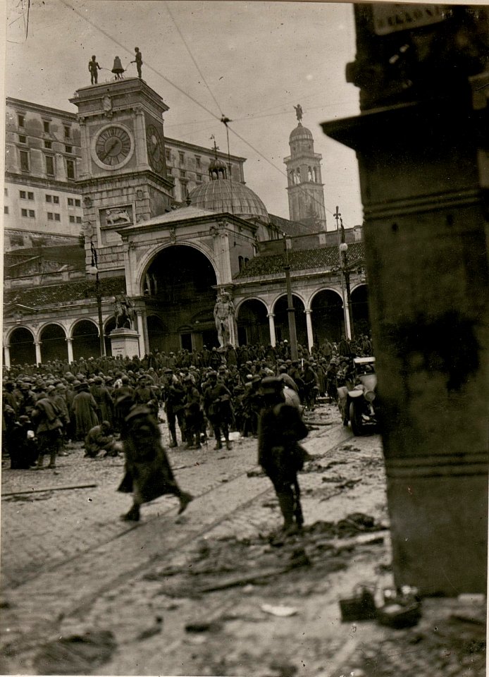 Udine Hauptplatz. (BildID 15506968)