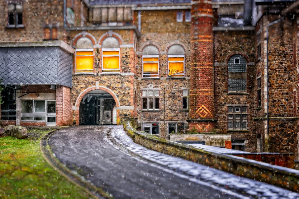 Abandoned pforphoto sanatorium